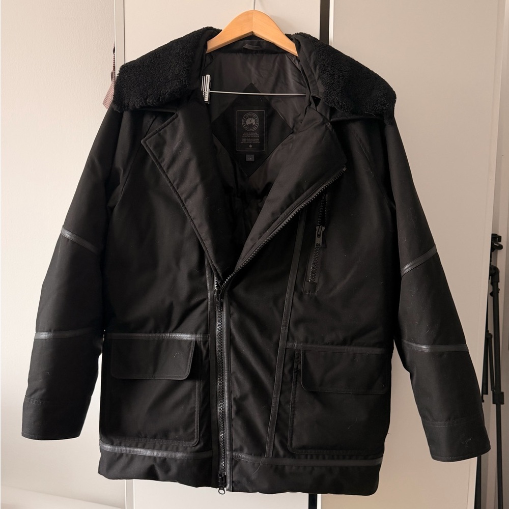 Canada Goose Vernham Herringbone Black Label Down Puffer Jacket Shearling RARE